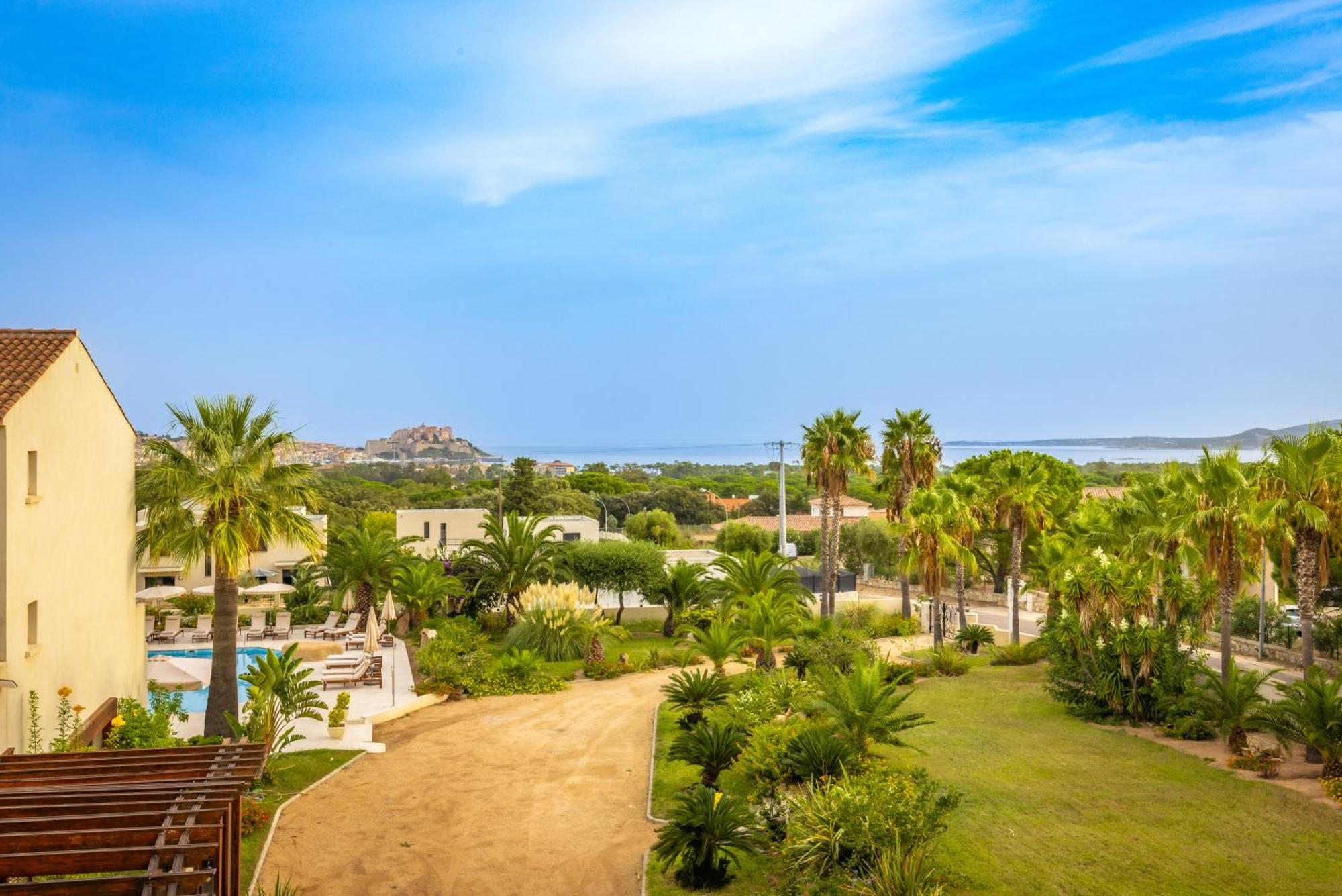 Hotel Corsica & Spa Кальви Экстерьер фото