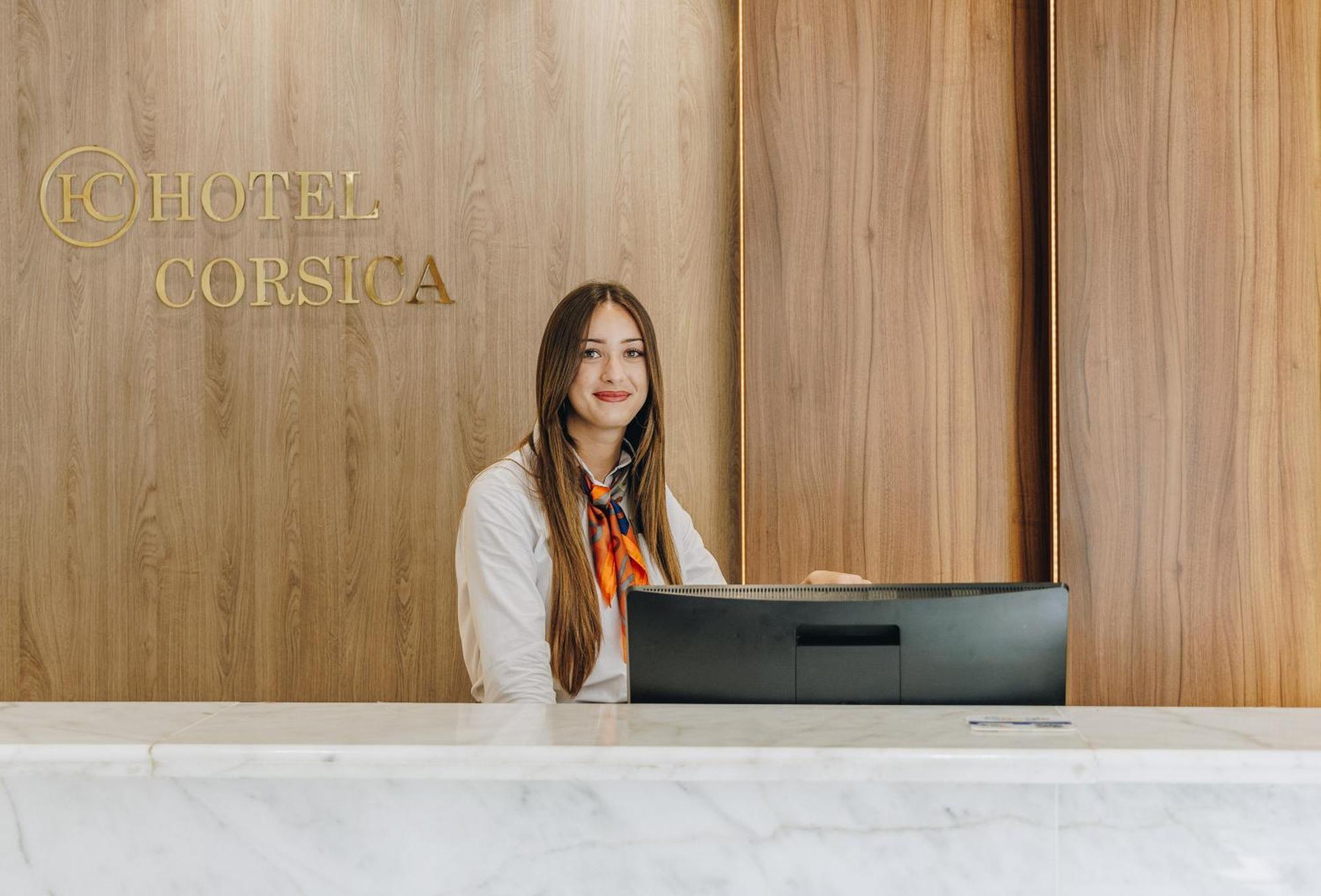 Hotel Corsica & Spa Кальви Экстерьер фото